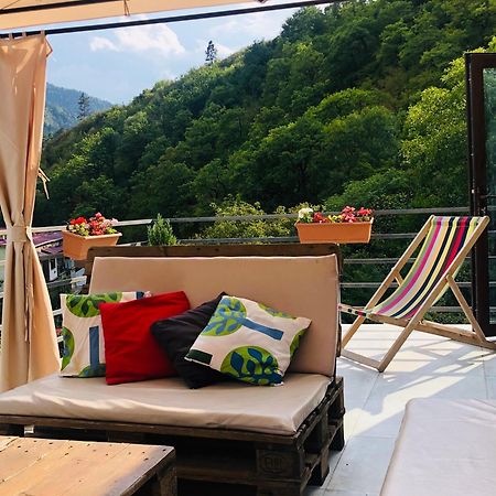 Borjomi Inn Buitenkant foto