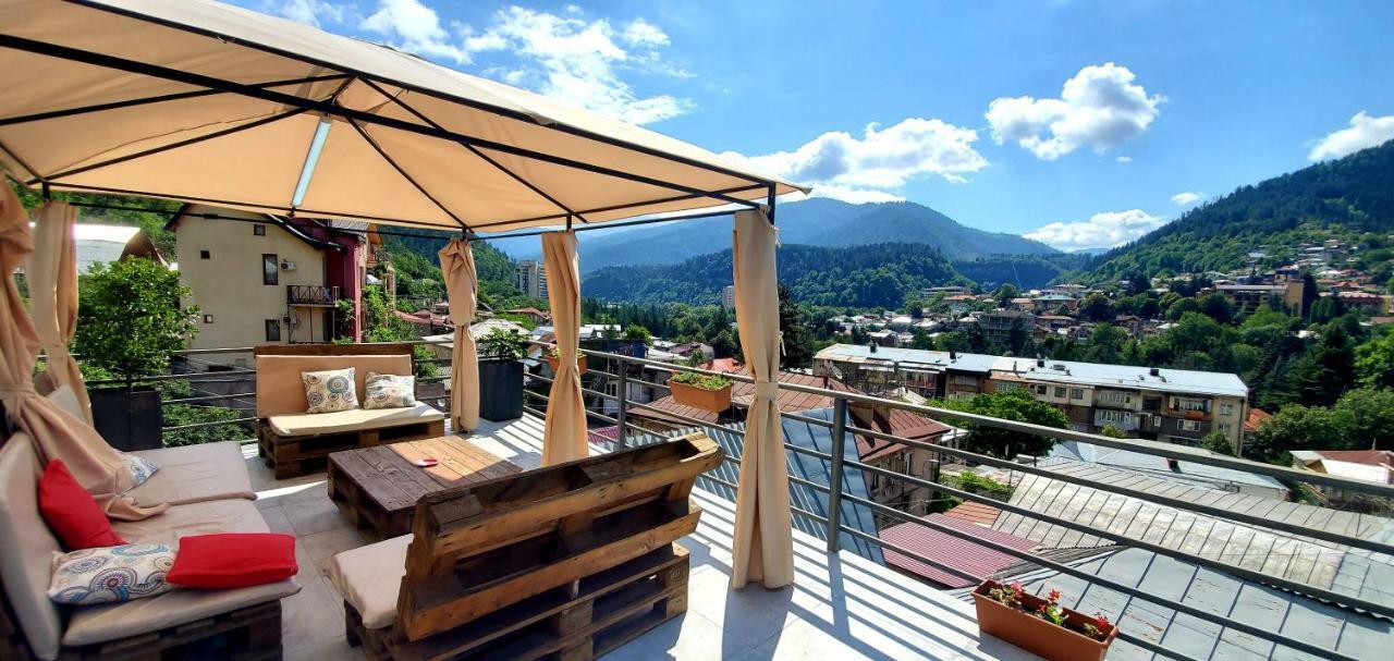 Borjomi Inn Buitenkant foto