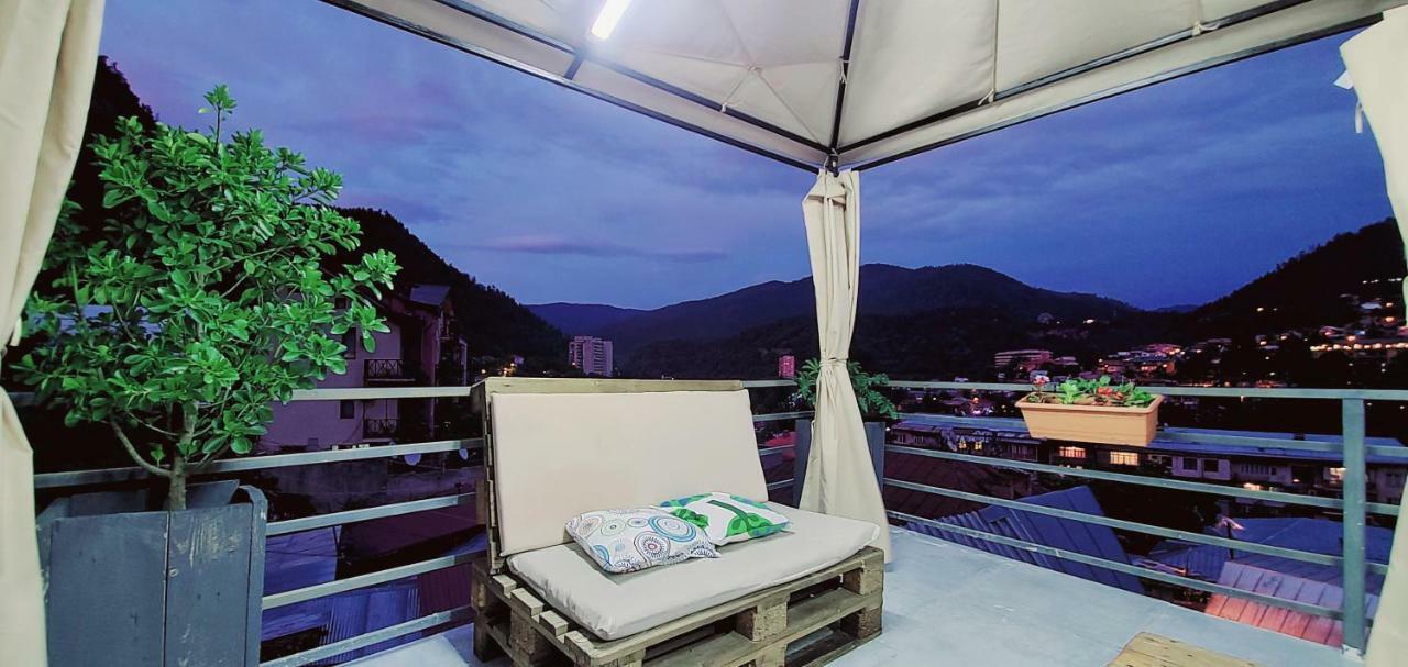 Borjomi Inn Buitenkant foto